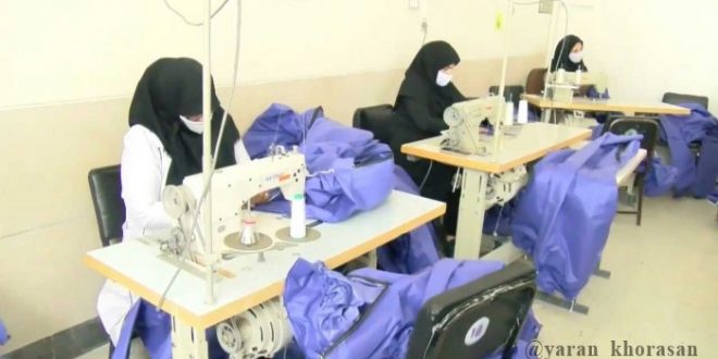 تولید لباس پزشکی توسط بانوان بسیجی در مشه